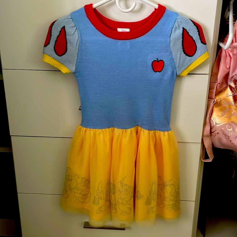 Kids dress size 6/7